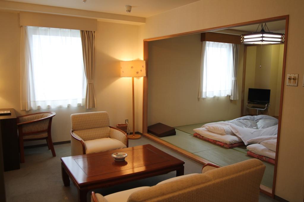 Shizunai Eclipse Hotel Shinhidaka Exteriör bild