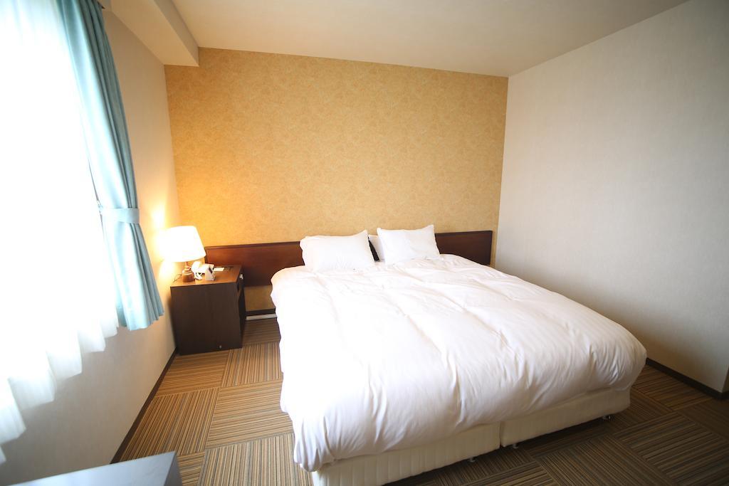 Shizunai Eclipse Hotel Shinhidaka Exteriör bild